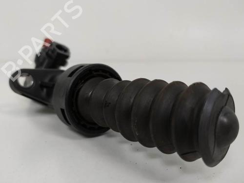 Used Clutch slave cylinder CITROËN BERLINGO MULTISPACE (B9) 1.6 HDi 90 (90 hp) 13954013