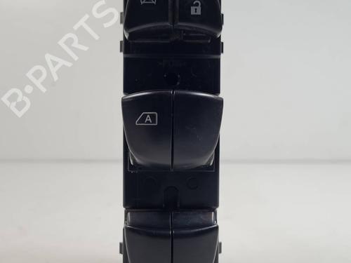 Used Left front window switch Left front window switch NISSAN JUKE (F15) 1.2 DIG-T (115 hp) 29321771 29321771