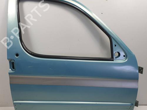 Used Right front door Right front door 30120191 30120191
