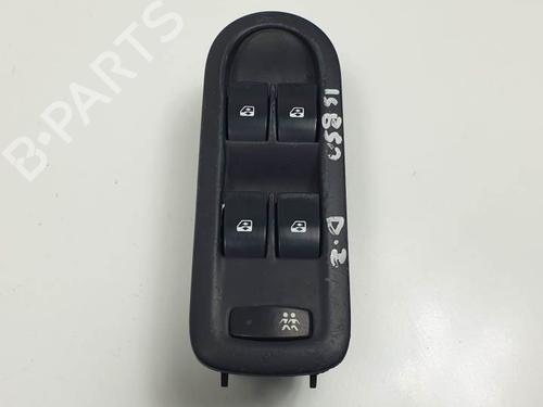 Used Left front window switch RENAULT MEGANE II (BM0/1_, CM0/1_) 1.5 dCi (BM0F, BM0T, BM2B, CM0F, CM0T) (82 hp) 25117290