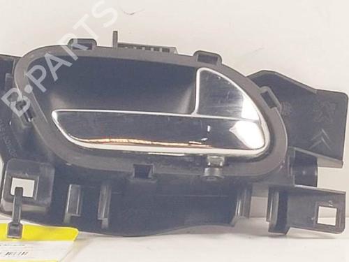 Used Front right interior door handle Front right interior door handle 25285549 25285549
