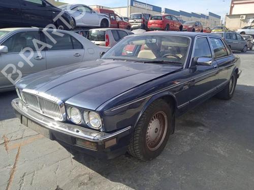 Engine control unit (ECU) JAGUAR XJ (XJ40, XJ81) 6 3.6 | BP17665183M57 
