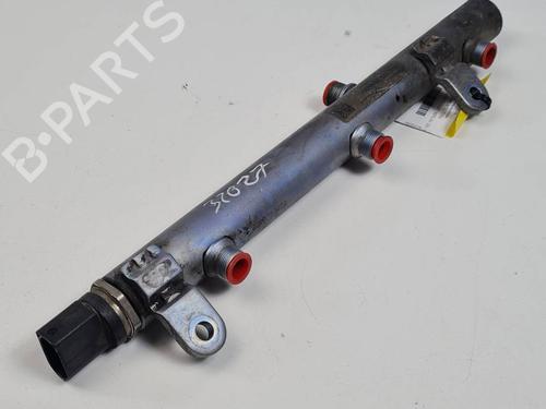 Used Injection rail Injection rail 38433674 38433674
