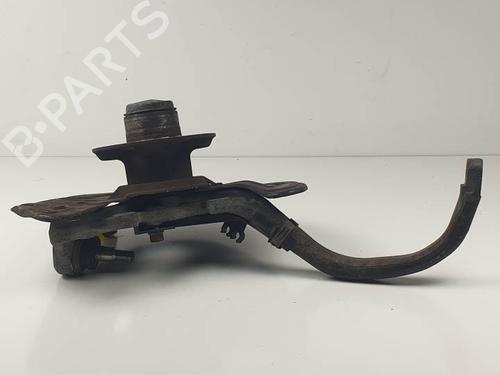 Left front steering knuckle MERCEDES-BENZ E-CLASS T-Model (S211) E 280 T CDI (211.223) | BP25128699M25