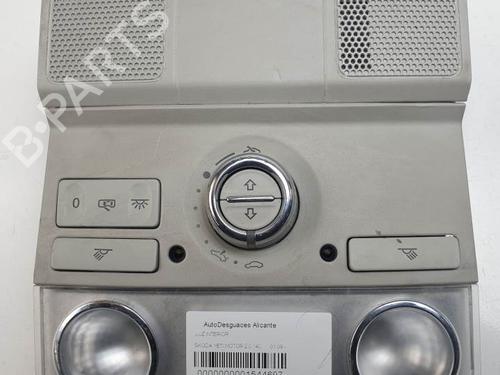Used Interior roof light SKODA YETI (5L) 2.0 TDI (140 hp) 24915073