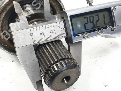 Left front driveshaft BMW X5 (E53) 3.0 d | BP29989670M38 - Image 3