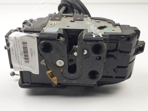 front-left-lock-hyundai-santa-fe-ii-cm-2005-2006-2007-2008-2009-2010-2011-2012-2013-2014-2015-27171669 main image