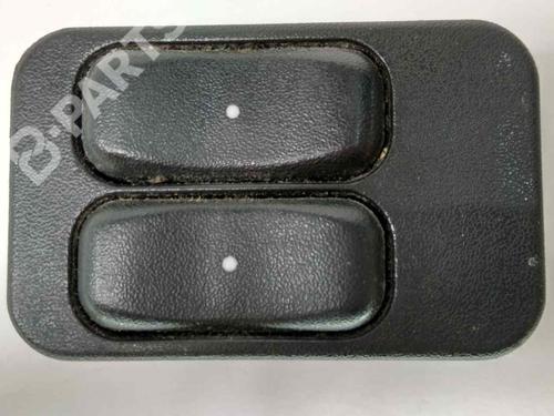 Used Left front window switch OPEL CORSA C (X01) 1.2 (F08, F68) (75 hp) 8308461
