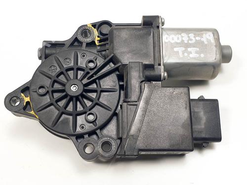 Used Left rear window motor Left rear window motor KIA CEE'D (JD) 1.4 CRDi 90 (90 hp) 26537181 26537181