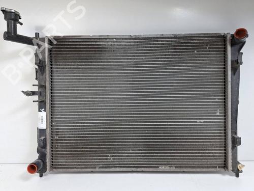 Used Water radiator Water radiator HYUNDAI i30 (FD) 1.4 (109 hp) 40176795 40176795