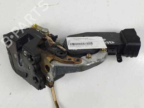 Used Rear left lock SUZUKI GRAND VITARA II (JT, TE, TD) 2.0 All-wheel Drive (TD54, JB420) (140 hp) 6844969