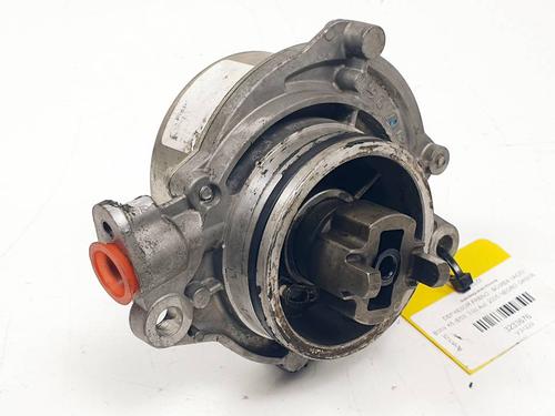 Used Vacuum pump BMW X5 (E53) 3.0 d (218 hp) 29989784