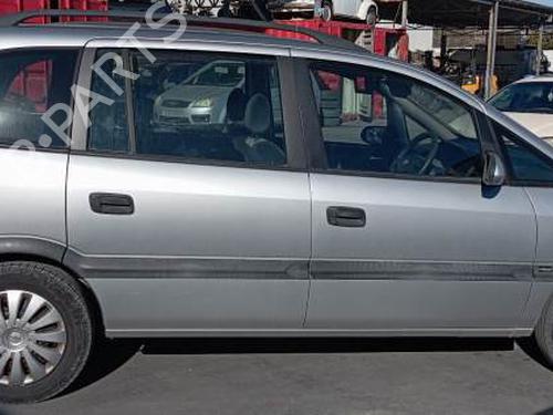 Right taillight OPEL ZAFIRA A MPV (T98) 2.0 DTI 16V (F75) | BP25140138C35 
