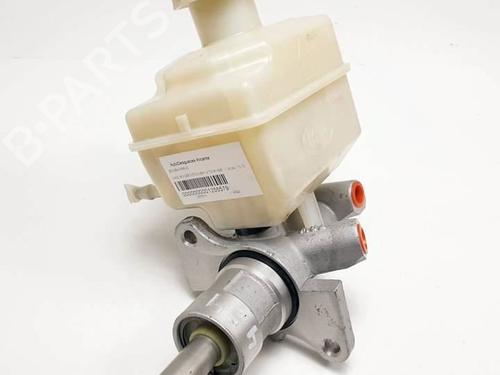 Brake master cylinder LAND ROVER DISCOVERY IV (L319) 3.0 TD 4x4 | BP18333475M77 