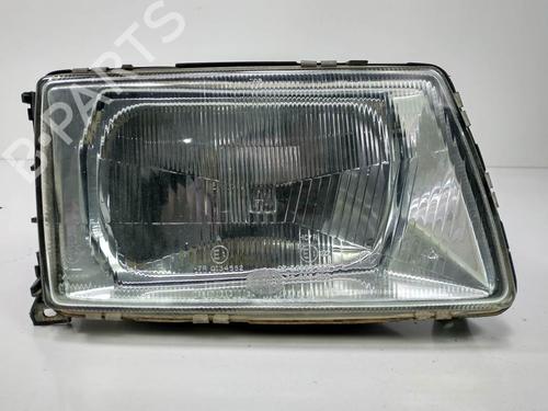 Used Right headlight Right headlight AUDI 100 C3 Saloon (443, 444) 2.3 E (133 hp) 8612847 8612847