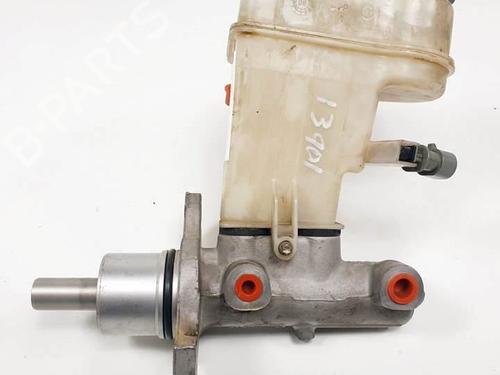 Used Brake master cylinder Brake master cylinder FIAT CROMA (194_) 1.9 D Multijet (194AXC1B, 194AXC12) (150 hp) 17164948 17164948