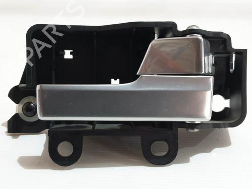 Used Rear right interior door handle Rear right interior door handle FORD FOCUS II (DA_, HCP, DP) 1.8 TDCi (115 hp) 6840016 6840016