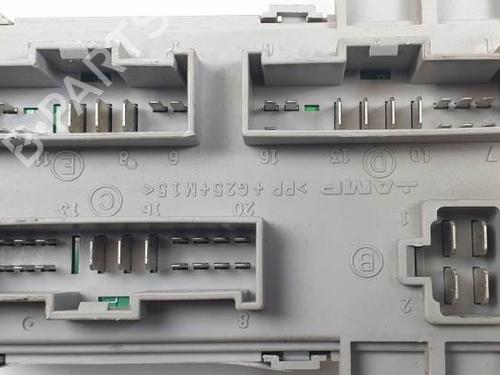 Fuse box KIA SORENTO I (JC) 2.5 CRDi 4WD | BP27888781E1