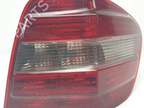 Used Right taillight MERCEDES-BENZ M-CLASS (W164) ML 320 CDI 4-matic (164.122) (224 hp) 20511053