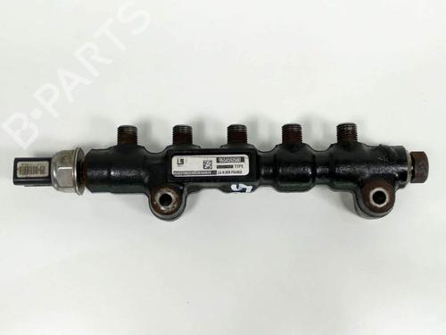 Used Injection rail Injection rail FORD FIESTA V (JH_, JD_) 1.6 TDCi (90 hp) 7520614 7520614