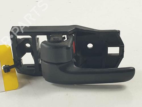 Used Front left interior door handle Front left interior door handle TOYOTA RAV 4 II (_A2_) 2.0 4WD (ACA21, ACA20) (150 hp) 18240236 18240236