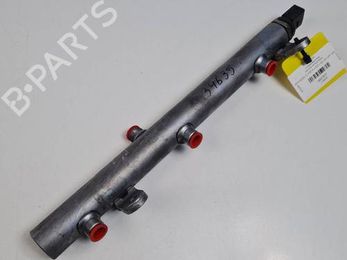 Used Injection rail Injection rail 38498101 38498101