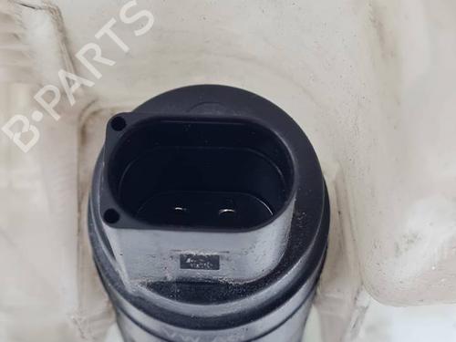 Windscreen washer tank VW CADDY V Box Body/MPV (SBA, SBH) 2.0 TDi | BP29538697C113 