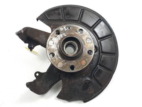 Used Left front steering knuckle VW GOLF VI (5K1) 1.6 TDI (105 hp) 26900019