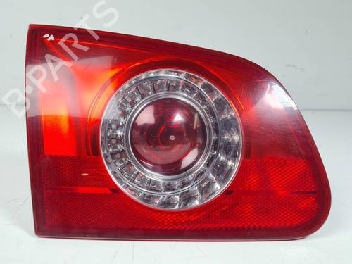 Używane Lampa tylna klapy bagażnika lewa VW PASSAT B6 Variant (3C5) 2.0 TDI (170 hp) 29989690