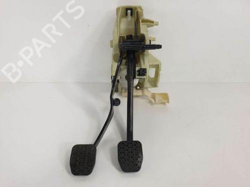 Pédale d'embrayage BMW 5 Touring (F11) 520 d (184 hp) 8764475