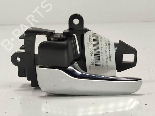 Used Front left interior door handle Front left interior door handle PEUGEOT 4007 (VU_, VV_) 2.2 HDi (156 hp) 8794118 8794118