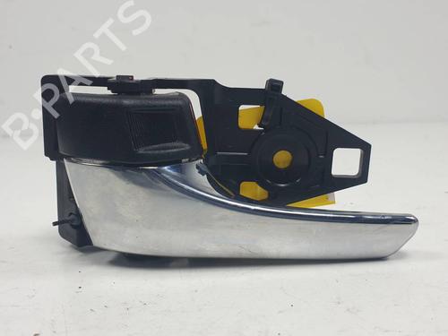 Used Front left interior door handle Front left interior door handle TOYOTA RAV 4 V (_A5_, _H5_) 2.5 Hybrid (AXAH52) (218 hp) 35749611 35749611