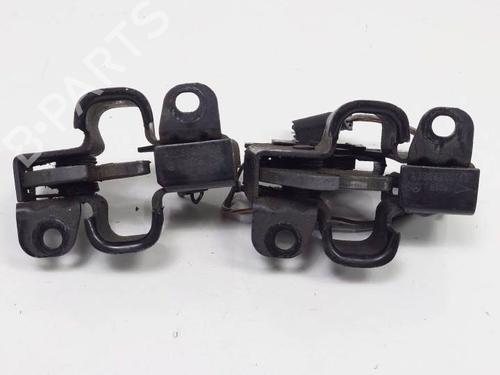 Used Hood lock MERCEDES-BENZ S-CLASS (W220) S 500 (220.075, 220.175, 220.875) (306 hp) 8764644