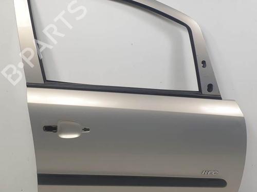 Used Right front door OPEL ZAFIRA / ZAFIRA FAMILY B (A05) 1.6 (M75) (105 hp) 25146176