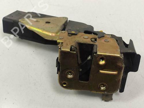 Used Front right lock VOLVO V40 Estate (645) 2.0 (136 hp) 9311516