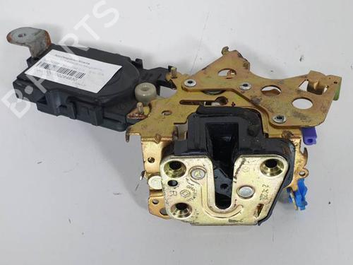 Used Front right lock SUBARU FORESTER (SG_) 2.0 AWD (SG5) (125 hp) 7002172