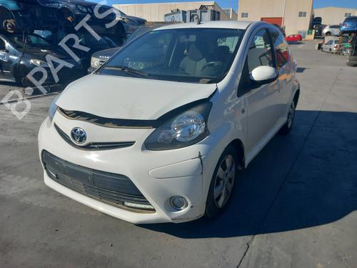 Brugte TOYOTA AYGO (_B1_) 1.0 (KGB10_, KGB10R) 4787214