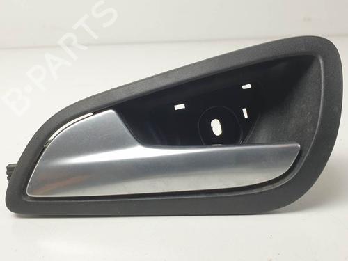 Used Front left interior door handle Front left interior door handle FORD FOCUS III 1.0 EcoBoost (125 hp) 25590727 25590727