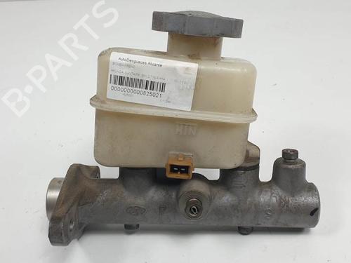 Used Brake master cylinder HYUNDAI SANTA FÉ I (SM) 2.7 V6 4x4 (173 hp) 12382989