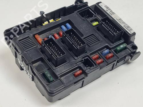 Used Fuse box Fuse box CITROËN BERLINGO / BERLINGO FIRST MPV (MF_, GJK_, GFK_) 2.0 HDI 90 (MFRHY) (90 hp) 34516533 34516533