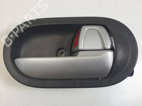 Højre fortil invendig håndtag Højre fortil invendig håndtag MITSUBISHI COLT VI (Z3_A, Z2_A) 1.3 (Z21A) (95 hp) 36374794 36374794