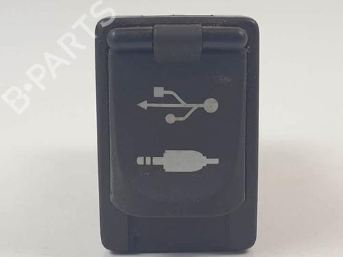 Used Switch Switch TOYOTA RAV 4 IV (_A4_) 2.5 Hybrid (AVA42_) (197 hp) 25143921 25143921