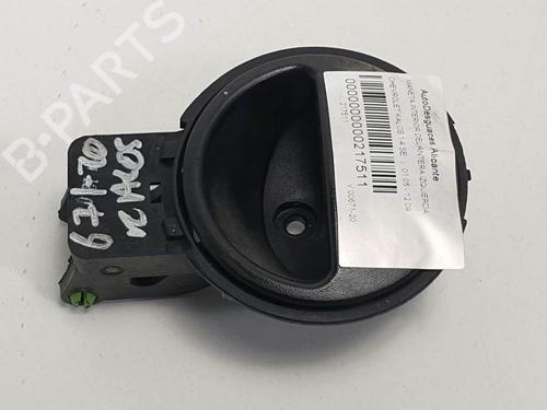Used Front left interior door handle Front left interior door handle CHEVROLET AVEO / KALOS Hatchback (T200) 1.4 16V (94 hp) 6855812 6855812