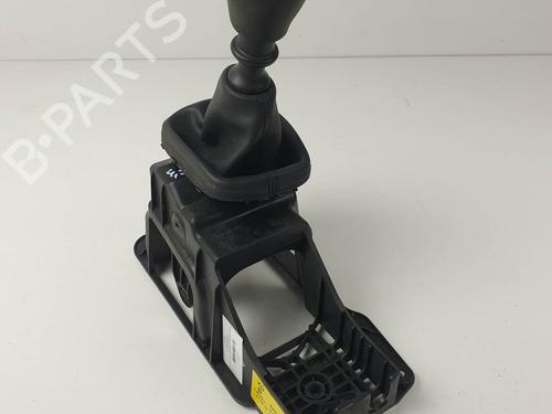 Used Gear lever Gear lever RENAULT MEGANE III Grandtour (KZ0/1) 1.6 16V (KZ0U, KZ1B, KZ1U) (110 hp) 26030269 26030269