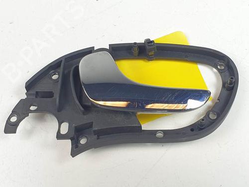 Venstre fortil invendig håndtag SEAT LEON (1M1) 1.9 TDI (110 hp) 28448190