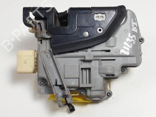 Venstre fortil lås VW PASSAT B6 Variant (3C5) 2.0 TDI | BP30049760C98 