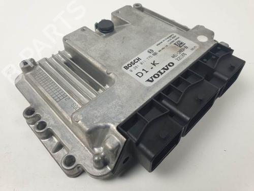 Used Engine control unit (ECU) VOLVO C30 (533) 1.6 D (109 hp) 24989501