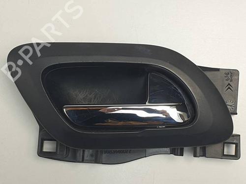 Used Front right interior door handle Front right interior door handle PEUGEOT 5008 (0U_, 0E_) 1.6 BlueHDi 120 (120 hp) 34512278 34512278
