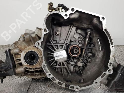 Used Gearbox Gearbox HYUNDAI LANTRA II (J-2) 1.6 16V (114 hp) 8423601 8423601