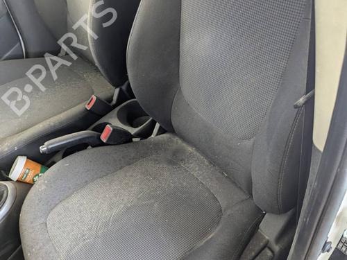 Right front window switch HYUNDAI i20 I (PB, PBT) 1.2 | BP37533377I26 - Image 11